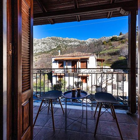 Deluxe Apartments By White Hills Arachova Exteriör bild