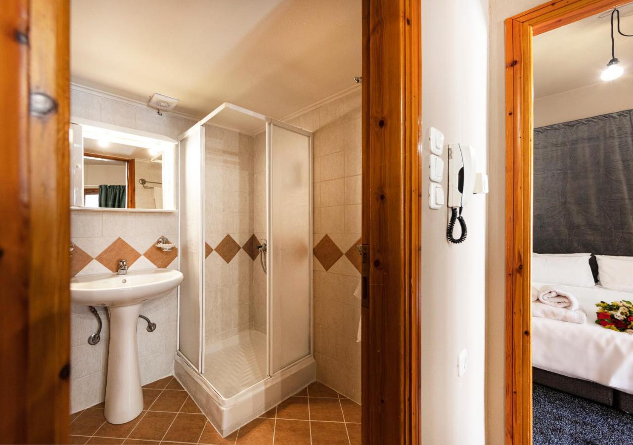 Deluxe Apartments By White Hills Arachova Exteriör bild